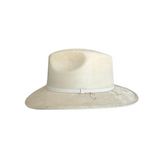 Sombrero White Plumitas