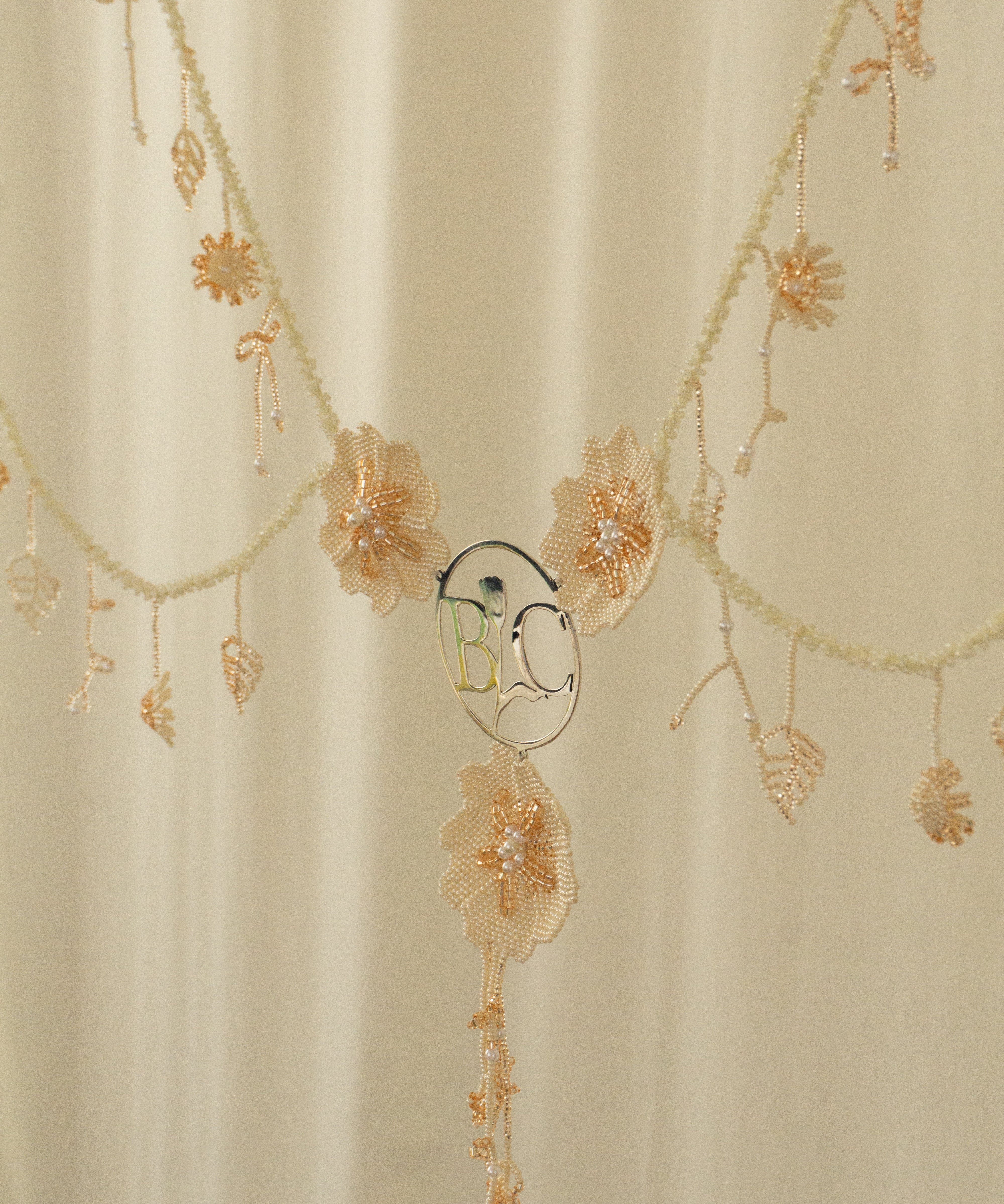 Lazo Clavel con Inciales Personalizadas