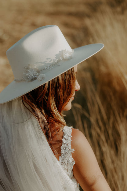 Sombrero Novia Orquídea